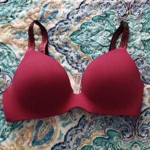 Victoria Secret T-Shirt Bra